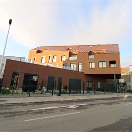 NOVOSTAVBA OPÁL - NOVÝ 1i BYT S TERASOU A PIVNICOU - GARÁŽOVÉ STÁTIE