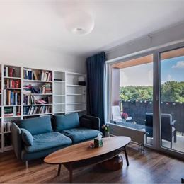 VILADOMY SLNEČNICE - MODERNÝ 2i BYT S BALKÓNOM - PARKOVACIE STÁTIE