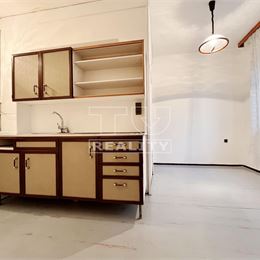 TUreality ponúka na predaj 3i byt vo Zvolene Zlatý Potok o výmere 68 m² v pôvodnom stave