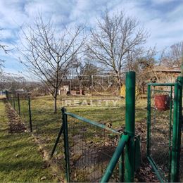 TUreality ponuka na predaj polyfunkčný rodinný dom s veľkou záhradou v blízkosti centra v Prešove