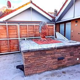 TUreality ponúka na predaj veľký mezonetový byt v centre Topoľčian, 230m2