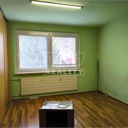TUreality ponúka na predaj výnimočný veľký 3izbový byt s balkónom na sídlisku Šípok v Partizánskom (85m2)s