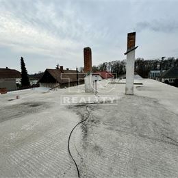 TUREALITY VÁM PONÚKA NA PREDAJ INVESTIČNÚ BUDOVU V OBCI VEĽKÉ BLAHOVO