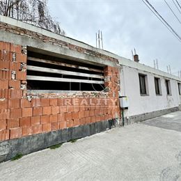 TUREALITY VÁM PONÚKA NA PREDAJ INVESTIČNÚ BUDOVU V OBCI VEĽKÉ BLAHOVO