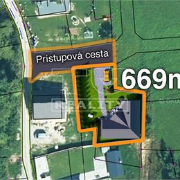 STAVEBNÝ pozemok situovaný vo veľmi vyhľadávanej a obľúbenej obci Terchová o výmere 669m²