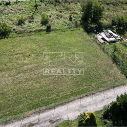 Pekný, slnečný pozemok na výstavbu RD v Nitre časť Šúdol s výmerou 600 m2