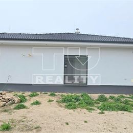 Novostavba rodinného domu v štádiu na kľúč v obci Čakajovce, 722 m2