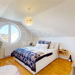 Krásny 4 izbový mezonetový byt vo výbornej lokalite na Južnej ul. v Nitre s výmerou 95 m2