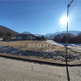 Na predaj krásny slnečný pozemok v malebnej obci Cigeľ s rozlohou 870m2.