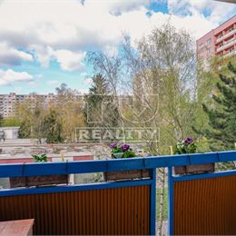 Ponúkame exkluzívne na predaj krásny 3i byt typu Účko na sídlisku Radvaň v Banskej Bystrici, 79,7 m2.
