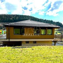 NOVOSTAVBA – moderný dvojpodlažný RODINNÝ DOM 4KK v obci Horný Vadičov