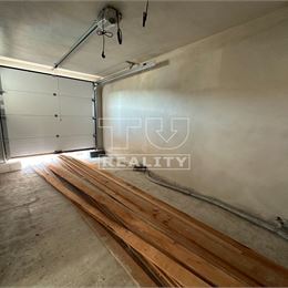 NOVOSTAVBA 4-IZBOVÉHO RODINNÉHO DOMU (141m2) S GARÁŽOU, KU KYSELKE, TRENČÍN