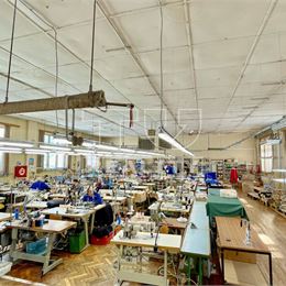 Výrobná/skladovacia hala v centre mesta Vrbové