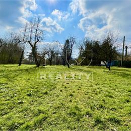 Pozemok s vlastným potokom, 8527m2, Prašník, okr.Piešťany