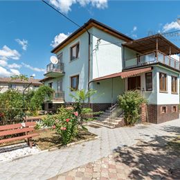 REZERVOVANÉ | NA PREDAJ 5 IZBOVÝ RODINNÝ DOM S VEĽKÝM POZEMKOM | MILHOSŤ