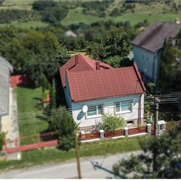 Ponúkam na predaj útulný rodinný dom v Slánskom Novom Meste