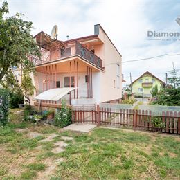 NA PREDAJ 5 IZBOVÝ RODINNÝ DOM | 2656m² POZEMOK | KECHNEC