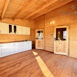 PREDANÉ / NA PREDAJ ZÁHRADA S CHATKOU - VYŠNÁ HUTKA