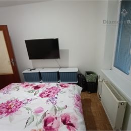 Na predaj veľkometrážny 4 izbový bezbariérový byt Nitra - Jelenecká s 30 m2 úložným priestorom