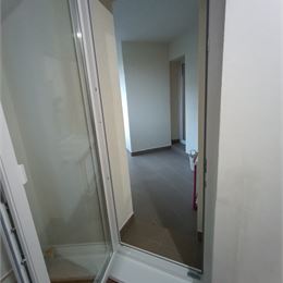 Na predaj veľkometrážny 4 izbový bezbariérový byt Nitra - Jelenecká s 30 m2 úložným priestorom