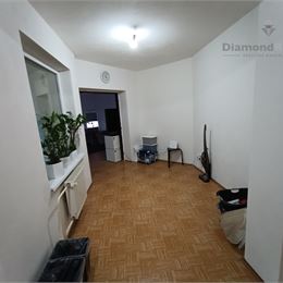 Na predaj veľkometrážny 4 izbový bezbariérový byt Nitra - Jelenecká s 30 m2 úložným priestorom