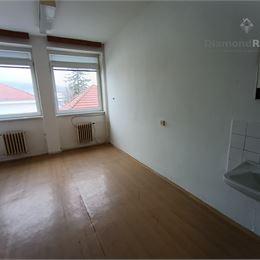 Na prenájom kancelária Nitra - Chrenová
