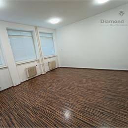 Na prenájom kancelária Nitra - Chrenová