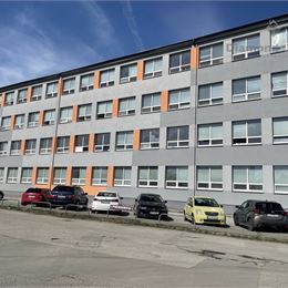 Obchodný priestor 600m2 na prenájom na Barčianskej ulici