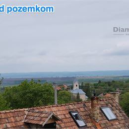 NA PREDAJ 2-IZBOVÝ DOM, FONY MAĎARSKO
