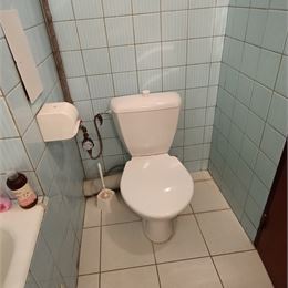 Na prenájom kancelária v centre Nitry s balkónom