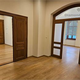 Na prenájom reprezentatívny administratívny priestor 110 m2