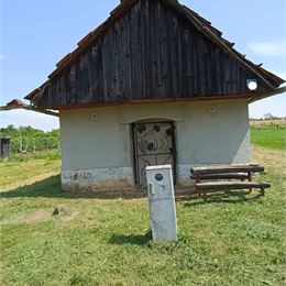 Rezervované!Na predaj viničný domček Čifáre