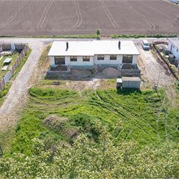 NA PREDAJ 4 IZBOVÝ RODINNÝ DOM V OBCI BELŽA | HOLODOM | POZEMOK 384m2