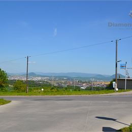 PREDANÉ ! Stavebný pozemok Prešov-Záborské, 1395m2, všetky siete na pozemku