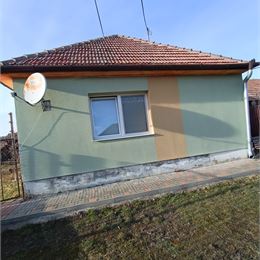 Nižšie to už nejde 85.000eur!!!Na predaj ihneď obývateľný rodinný dom v obci Svätoplukovo
