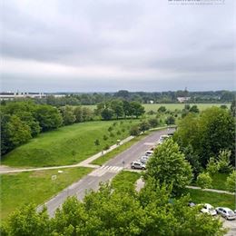 Na prenájom pekný 2 izbový byt s 2 balkónmi, Prednádražie, Trnava.
