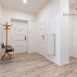 NA PREDAJ 2 IZBOVÝ STAROMESTSKÝ BYT S VYSOKÝMI STROPMI