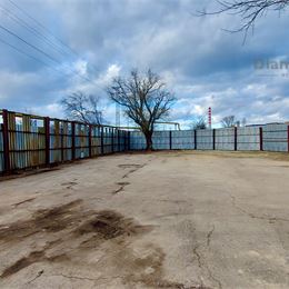 Výborne lokalizovaný pozemok na prenájom