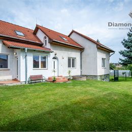 NA PREDAJ INVESTIČNÝ POZEMOK S RODINNÝM DOMOM | 2864m2 POZEMOK | BARCA