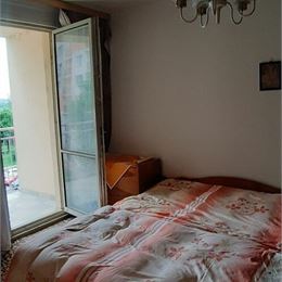 Na predaj/Eladó 3 izbový byt Štúrovo