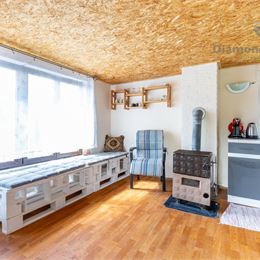 NA PREDAJ MUROVANÁ CHATA SO ZÁHRADOU | 385m² | SVINICA