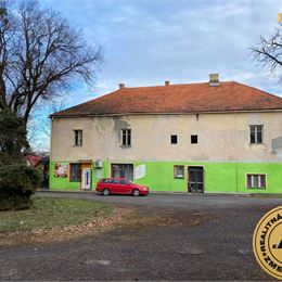 REZERVOVANÝ Kaštieľ na predaj 1757 m2 Sebechleby
