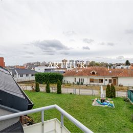Exkluzívny predaj 3 izb. bytu s balkónom, parkovaním v Senci, Dlhá ulica