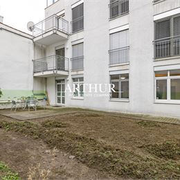 3 izbový priestranný moderný byt s predzáhradkou a parkovacím státím, ul. Vysoká