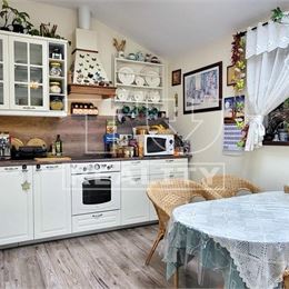  novostavba - 4 izbový praktický rodinný DOM, SLOVENSKÝ GROB, 448 m2