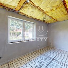4i rodinné domy s garážou v Mojmírovciach v novej štvrti, výborná lokalita, 131,5 m2