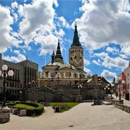 HĽADÁME SÚRNE PRE KLIENTA RODINNÝ DOM V OKOLÍ ŽILINY!!!