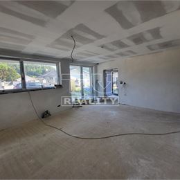 NOVOSTAVBA 3+KK BYTU V ŠTANDARDE, POVAŽSKÁ BYSTRICA-ZAKVÁŠOV, VÝMERA 70,60m²