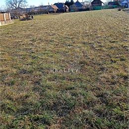 Na predaj pozemok o rozlohe 1000m2 Dvorec.