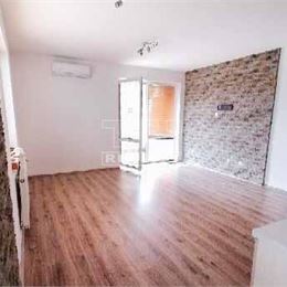 Tehlový 2-izbový byt s 2 balkónmi na ul. Andovská, Nové Zámky, 62,02m2